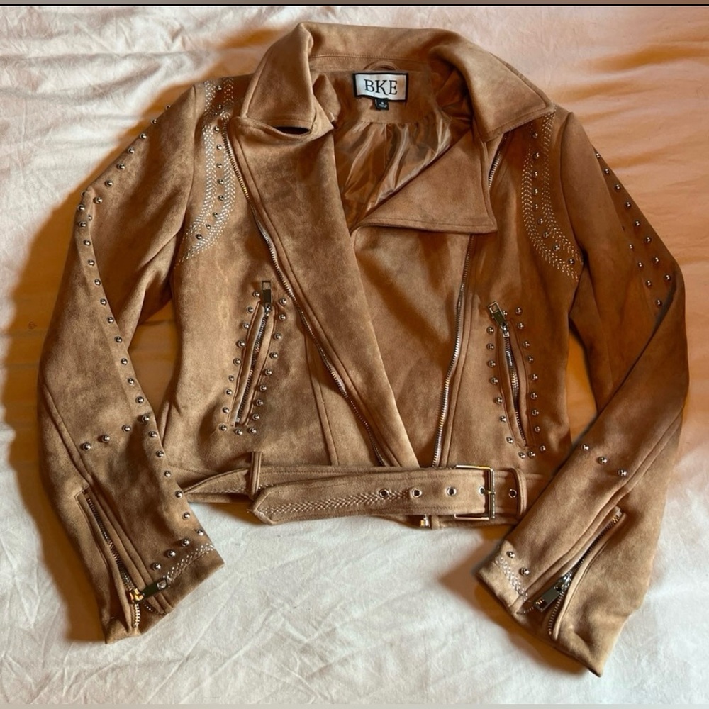 Buckle BKE suede Moto jacket with silver beading size small.